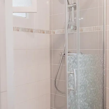 R'apparts T2 Au Grenoblois Dormant * Гренобль