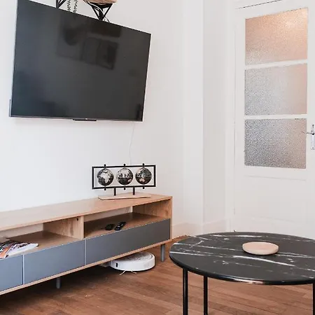 Апартаменты R'apparts T2 Au Grenoblois Dormant