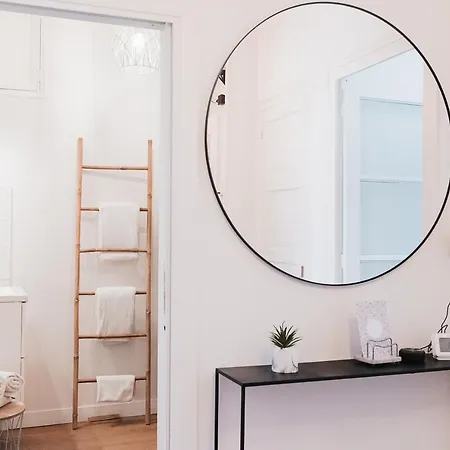 Daire R'apparts T2 Au Grenoblois Dormant